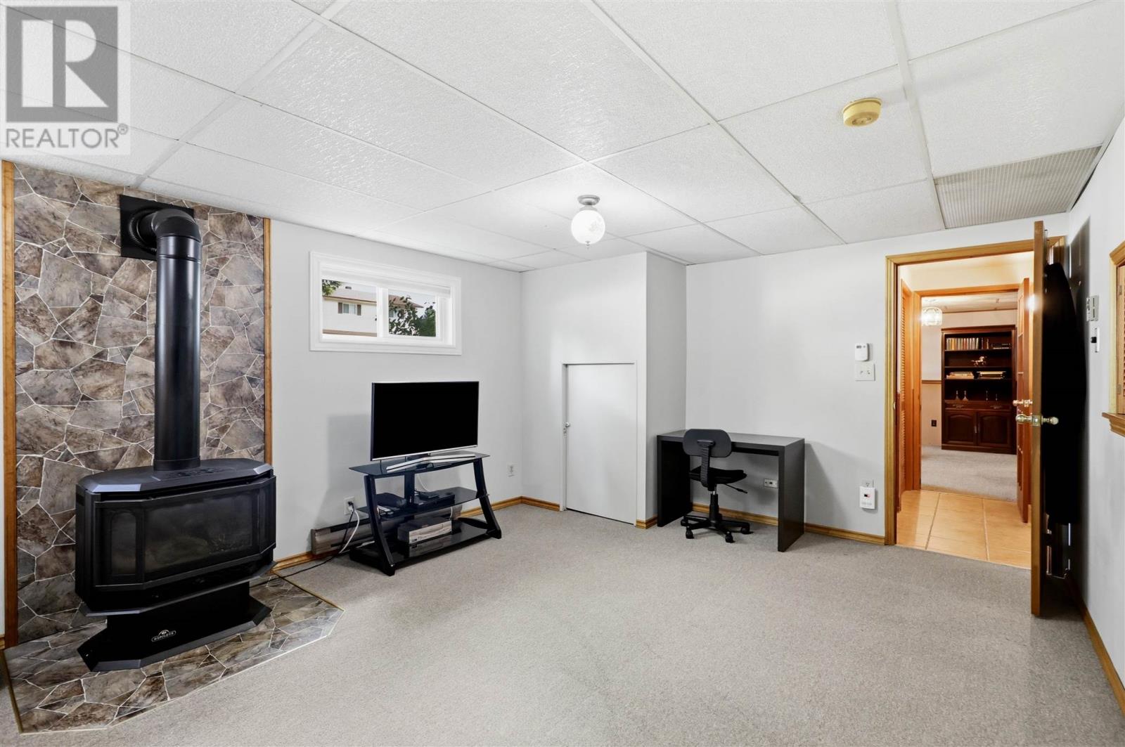 36 Parker AVE - 30