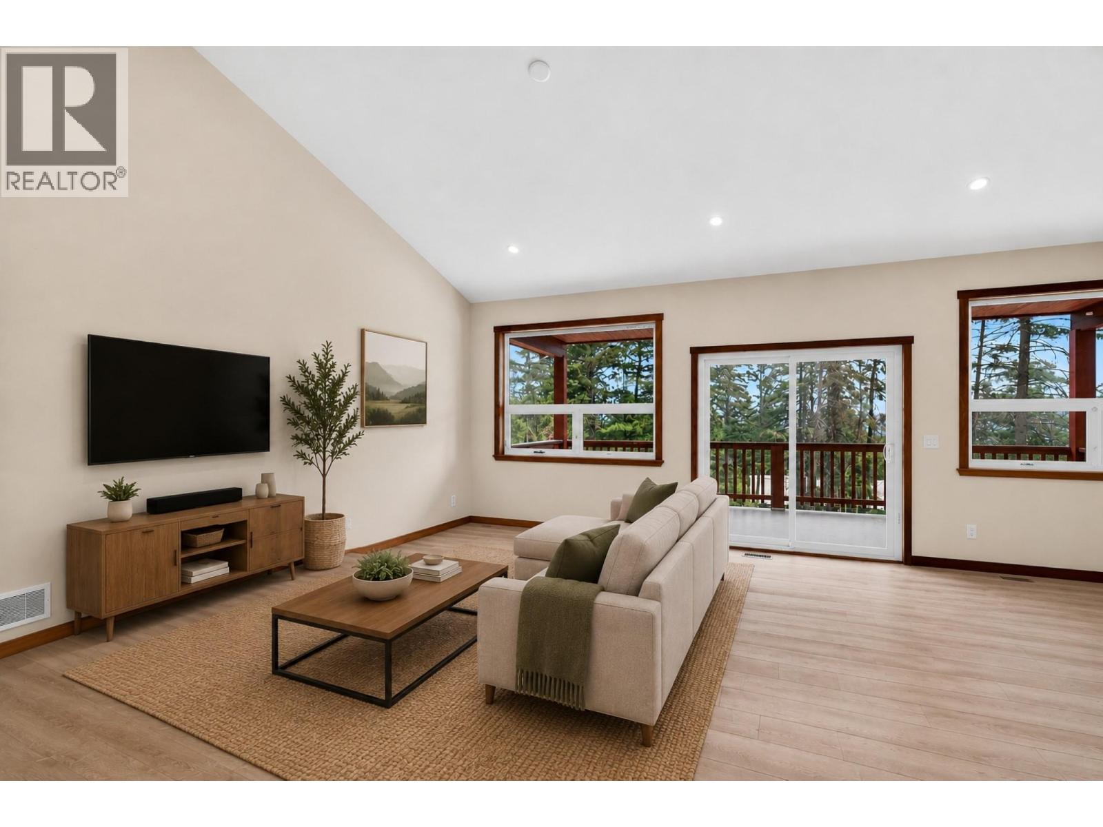  766 Balsam Road, Kelowna
