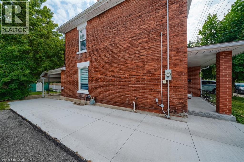 36 KERR Street - 38