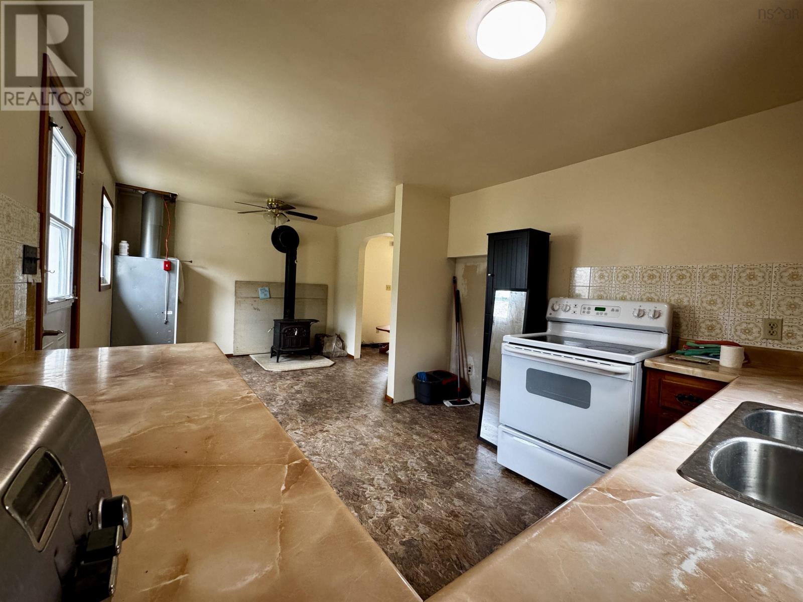 499 Corbetts Cove Rd. - 12