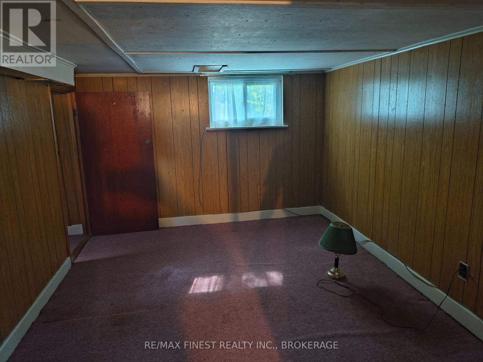 309 COLLEGE STREET - 10