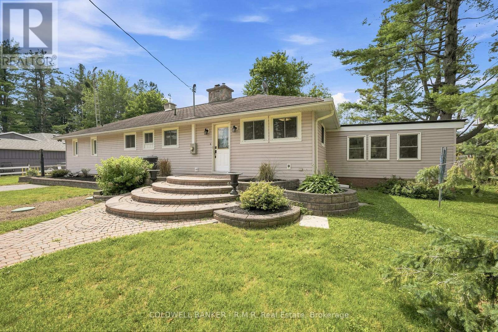 33 PORTAGE ROAD - 12