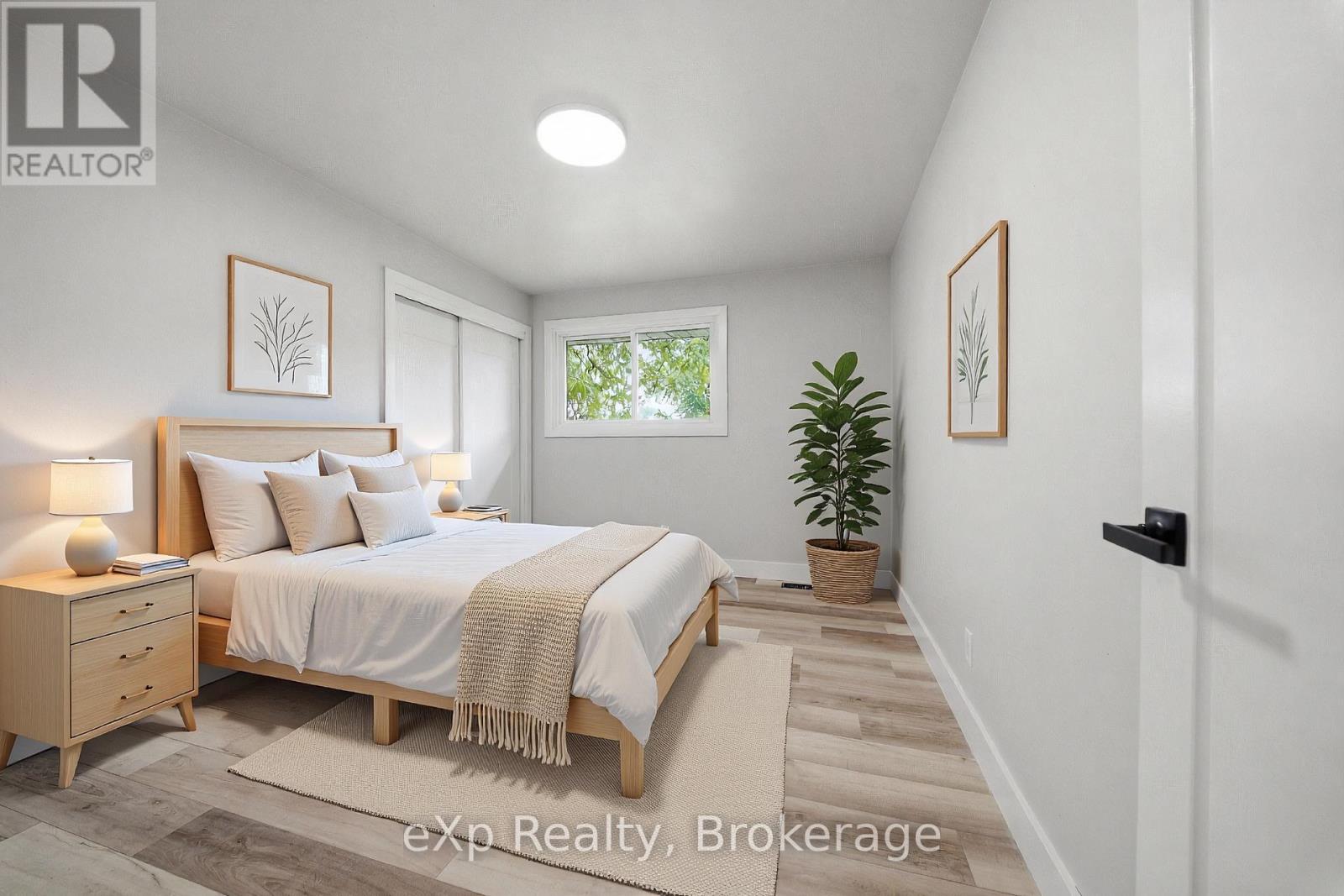 42 ROSEWOOD AVENUE - 20