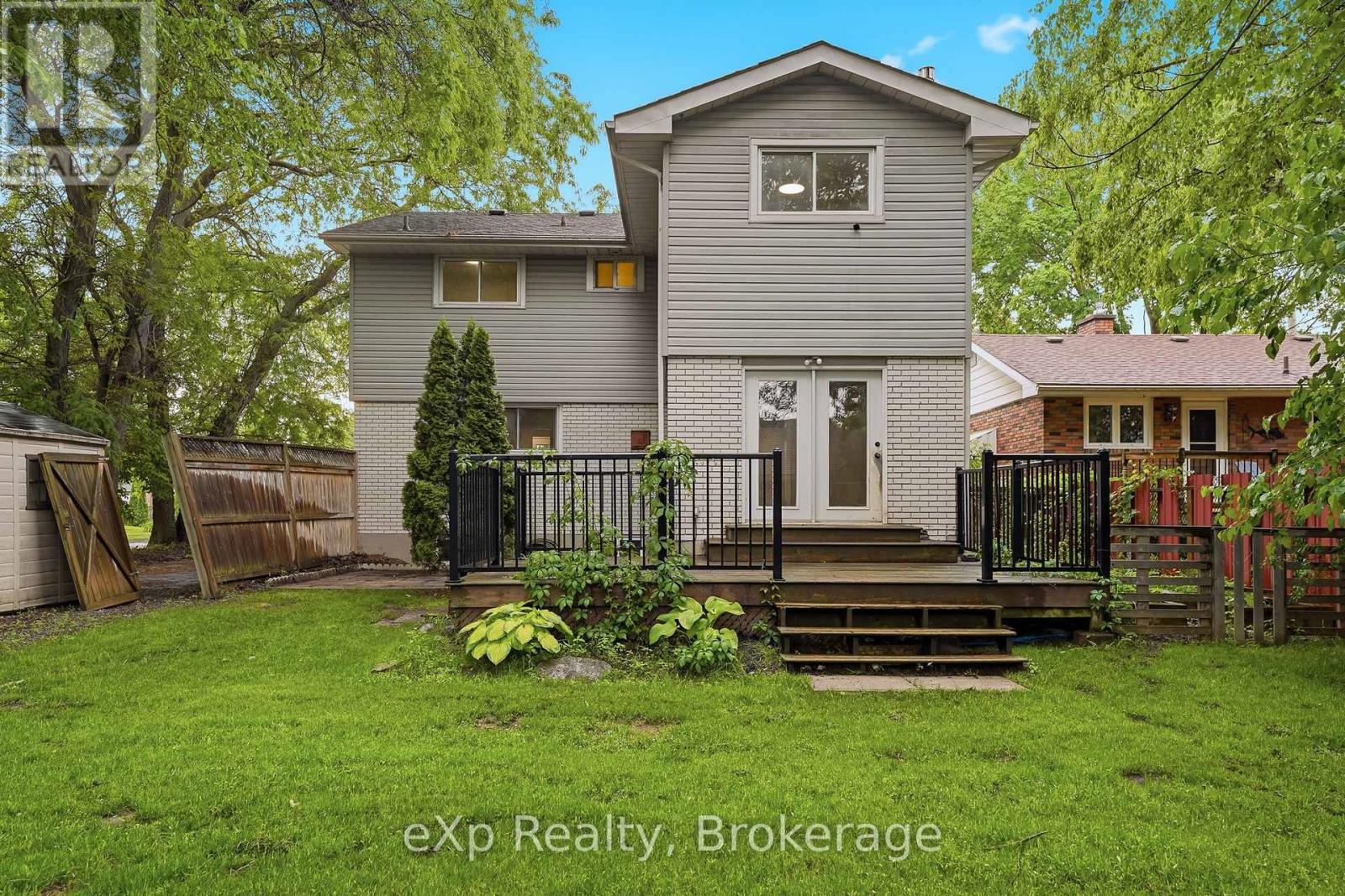 42 ROSEWOOD AVENUE - 36