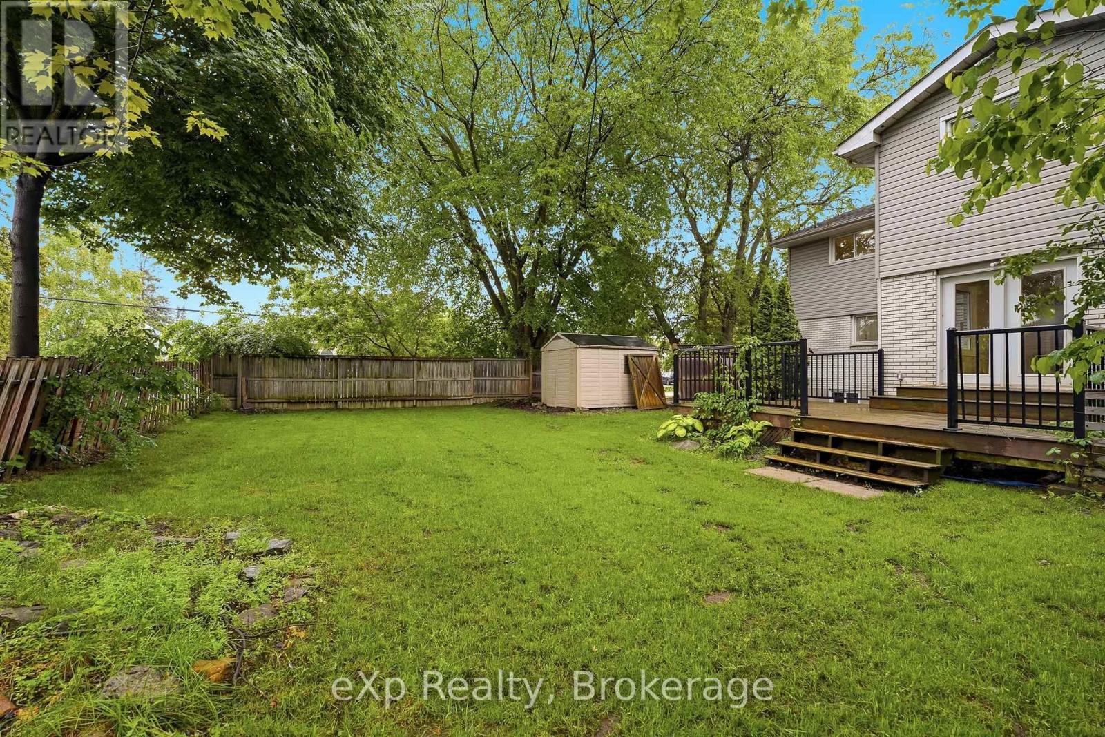 42 ROSEWOOD AVENUE - 38