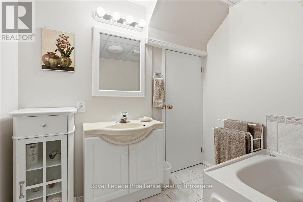 81 OLD TROY ROAD - Image 34