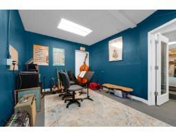1333 Johnston Road, White Rock, BC V4B3Z3 Photo 15