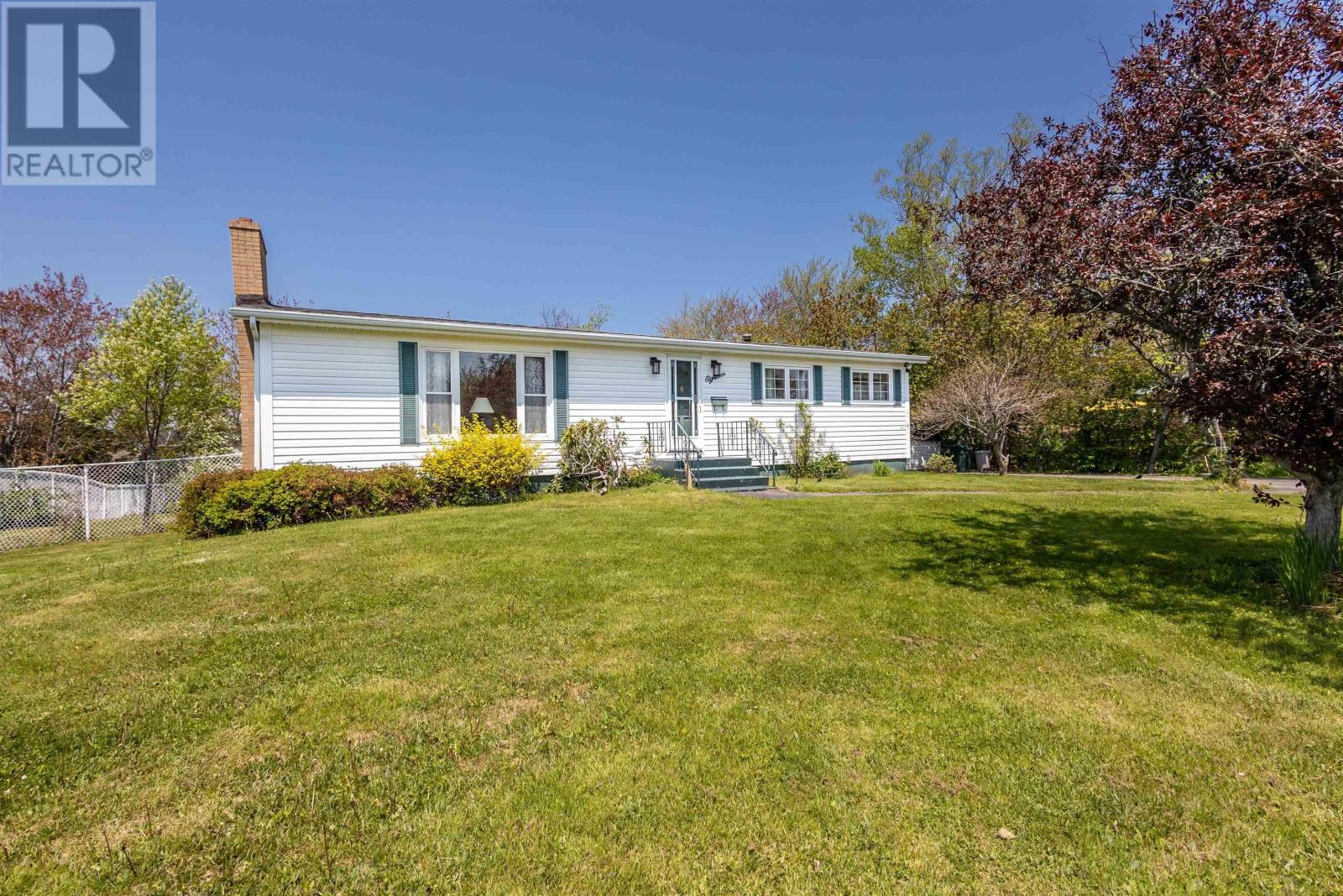 18 MacNamara Avenue - 2