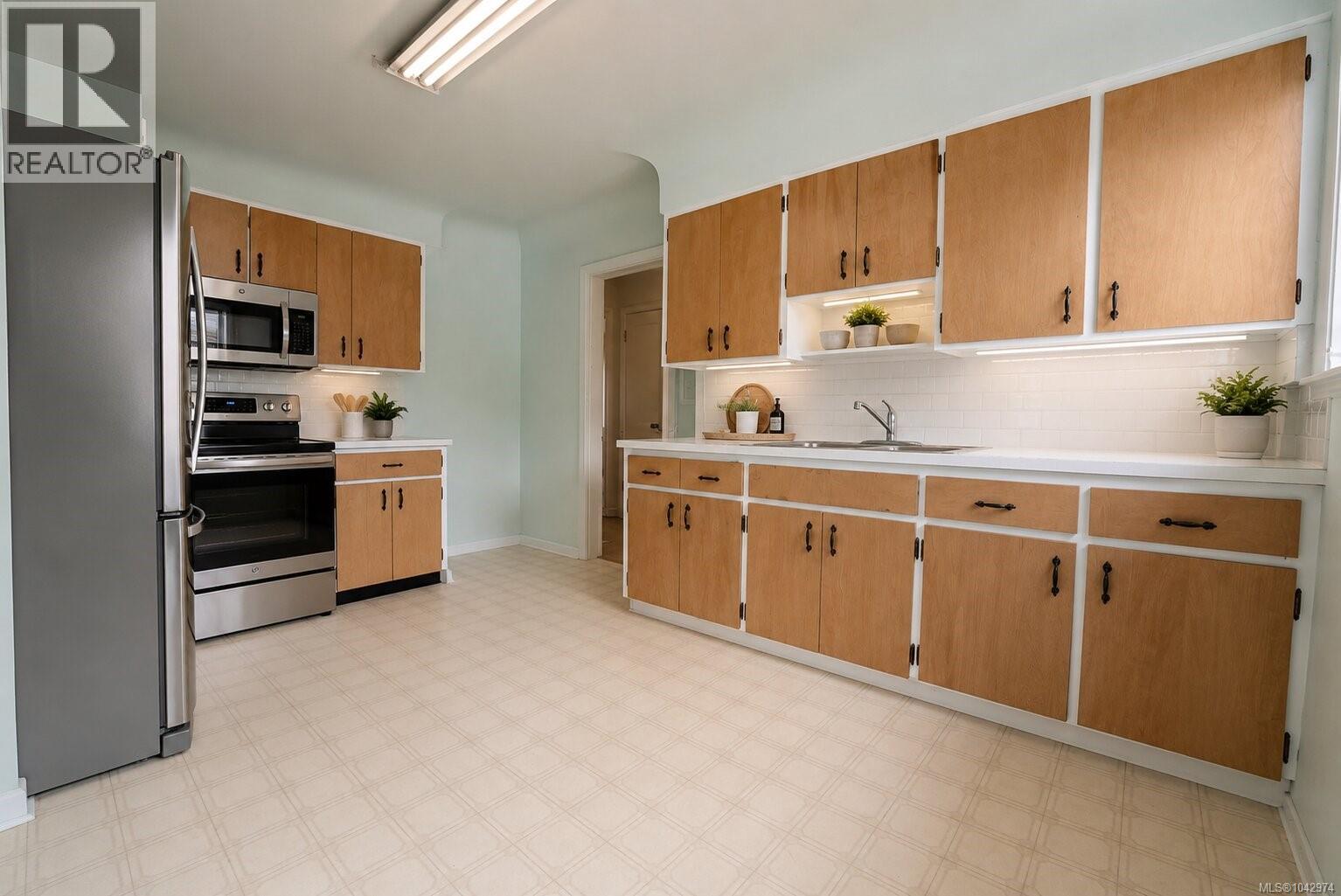 1673 North Dairy Rd - 6