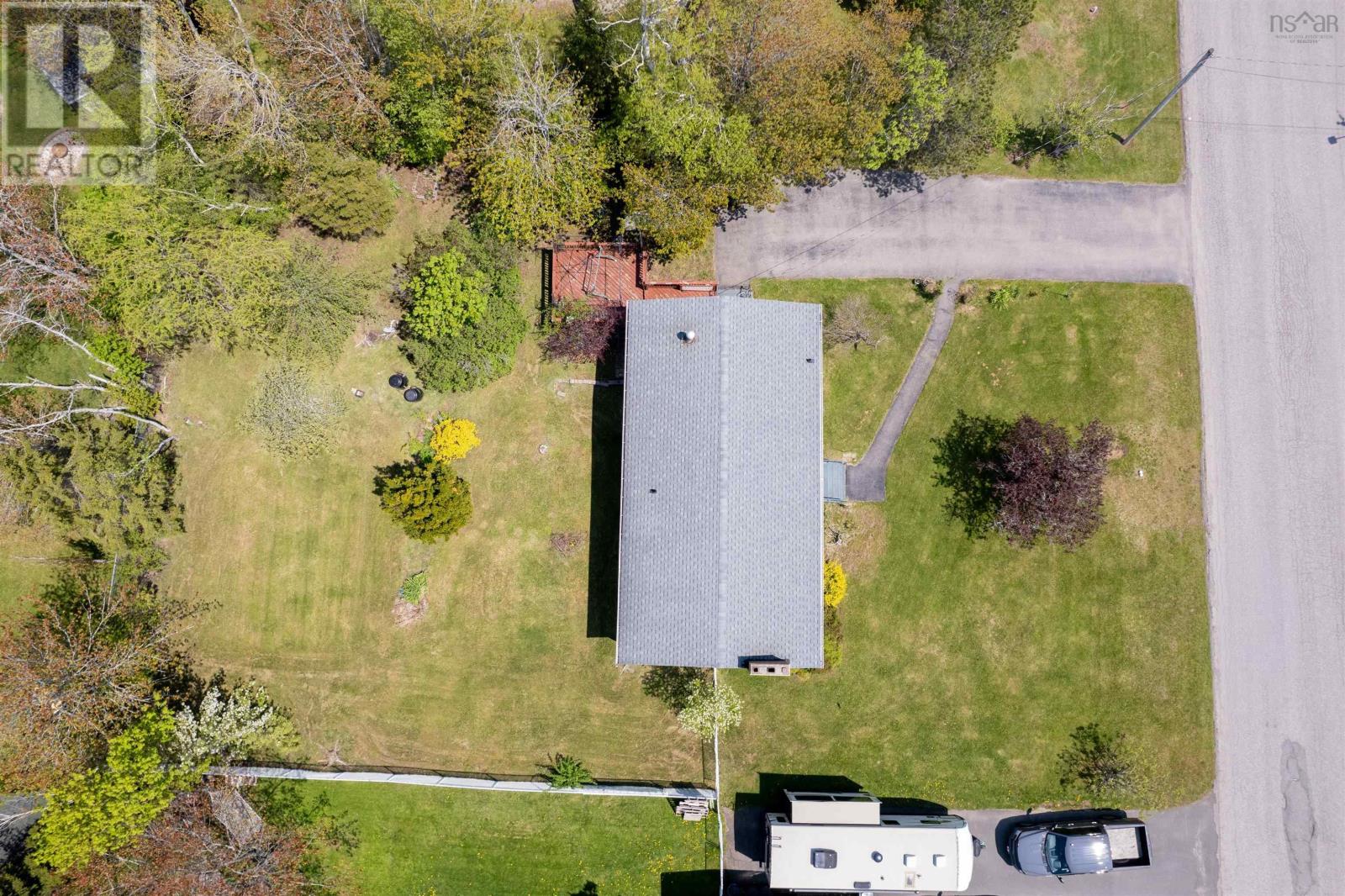 18 MacNamara Avenue - 9