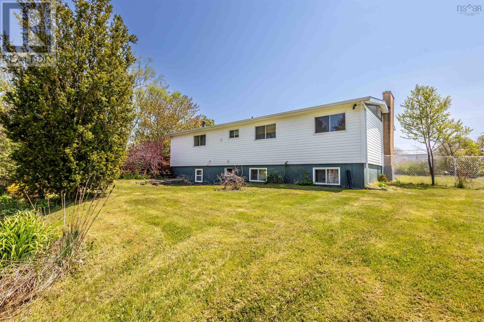 18 MacNamara Avenue - 5