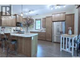 Dining nook - 662 Valley Drive, South Lake, SK S0H4C0 Photo 8
