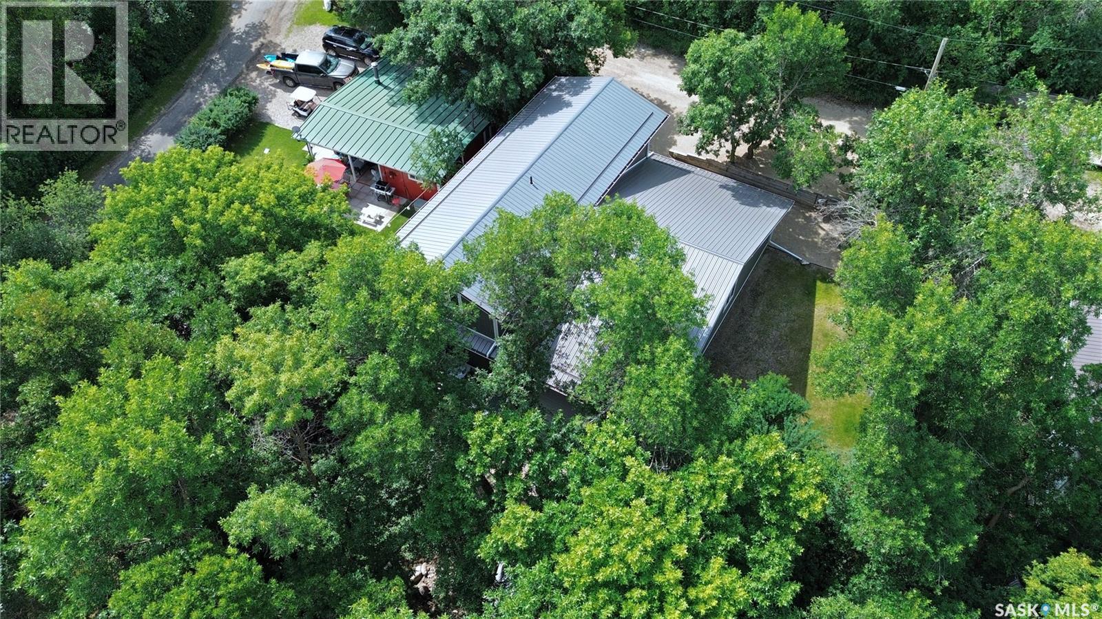662 Valley DRIVE - Image 45