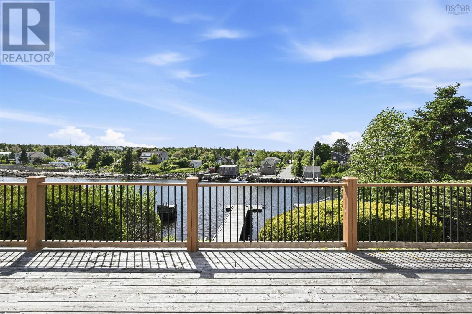 65 Shore Road - 21