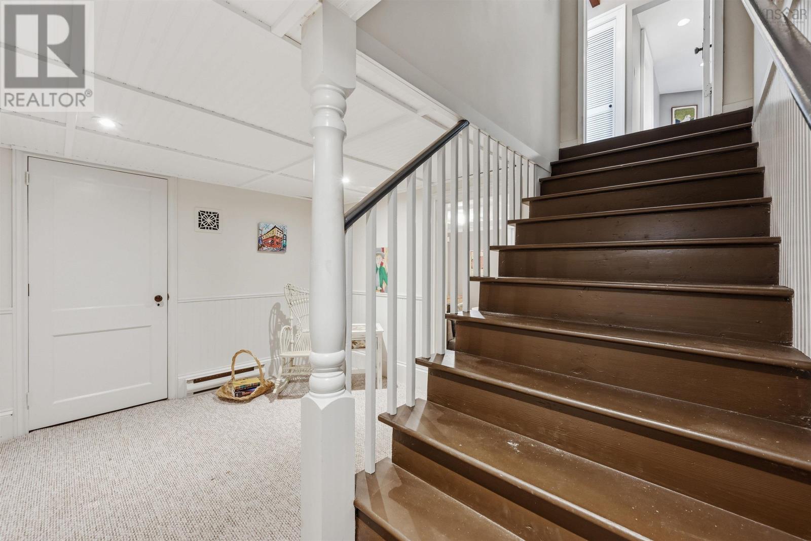 65 Shore Road - 40