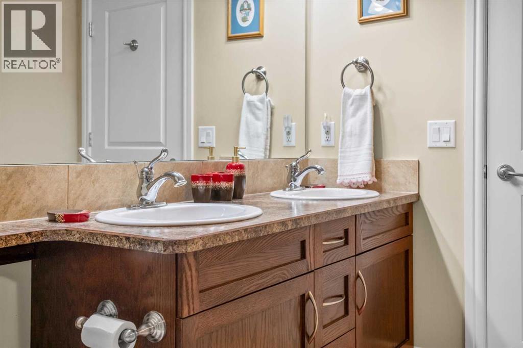 #2303 2330 Fish Creek Boulevard SW - 19