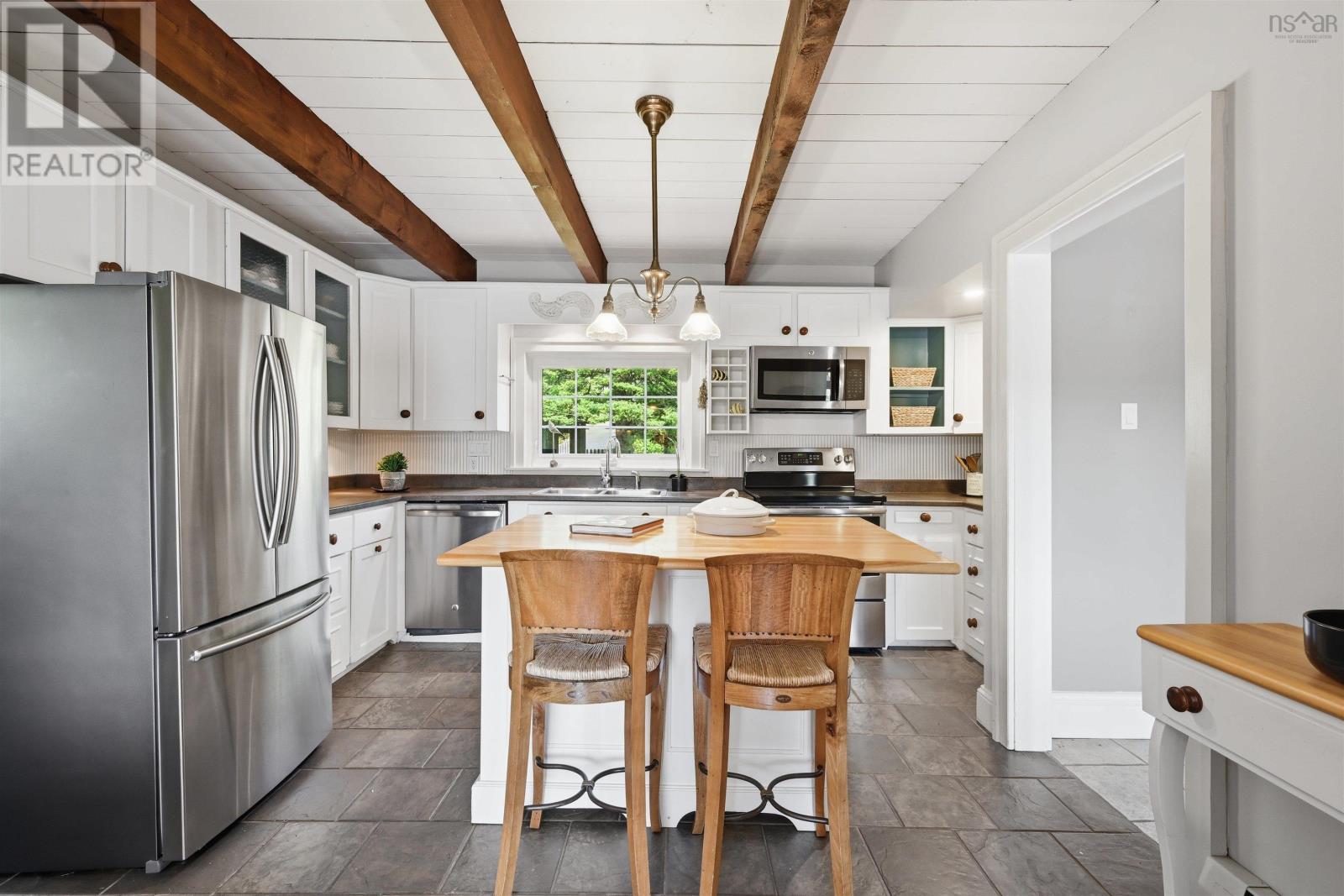 65 Shore Road - 7