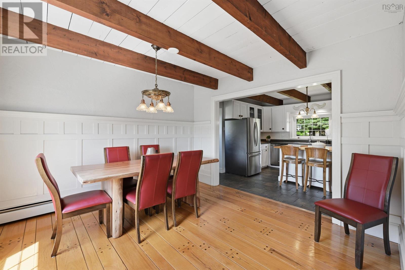 65 Shore Road - 12