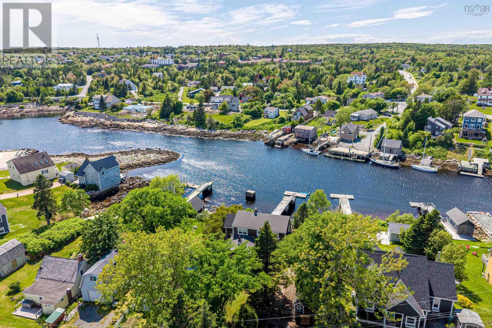 65 Shore Road - 48