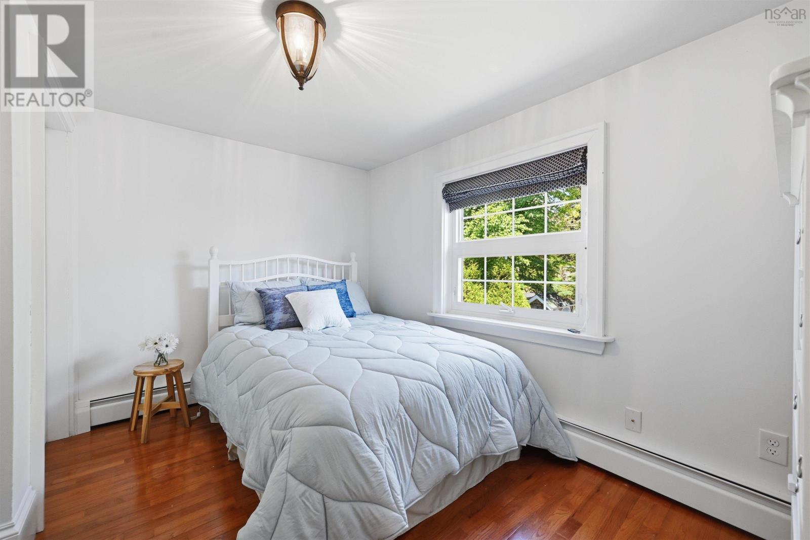 65 Shore Road - 34