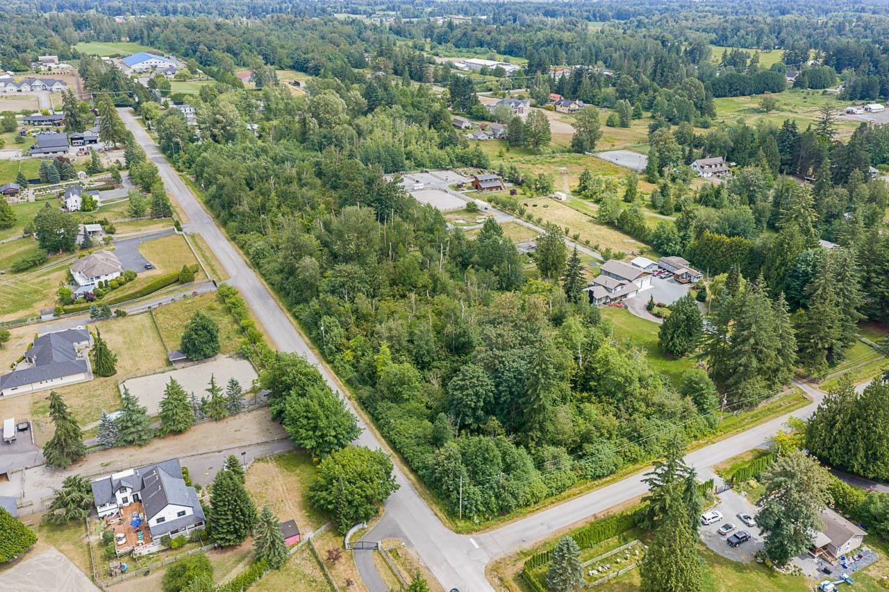 LT.10 12 AVENUE, Langley — photo 2