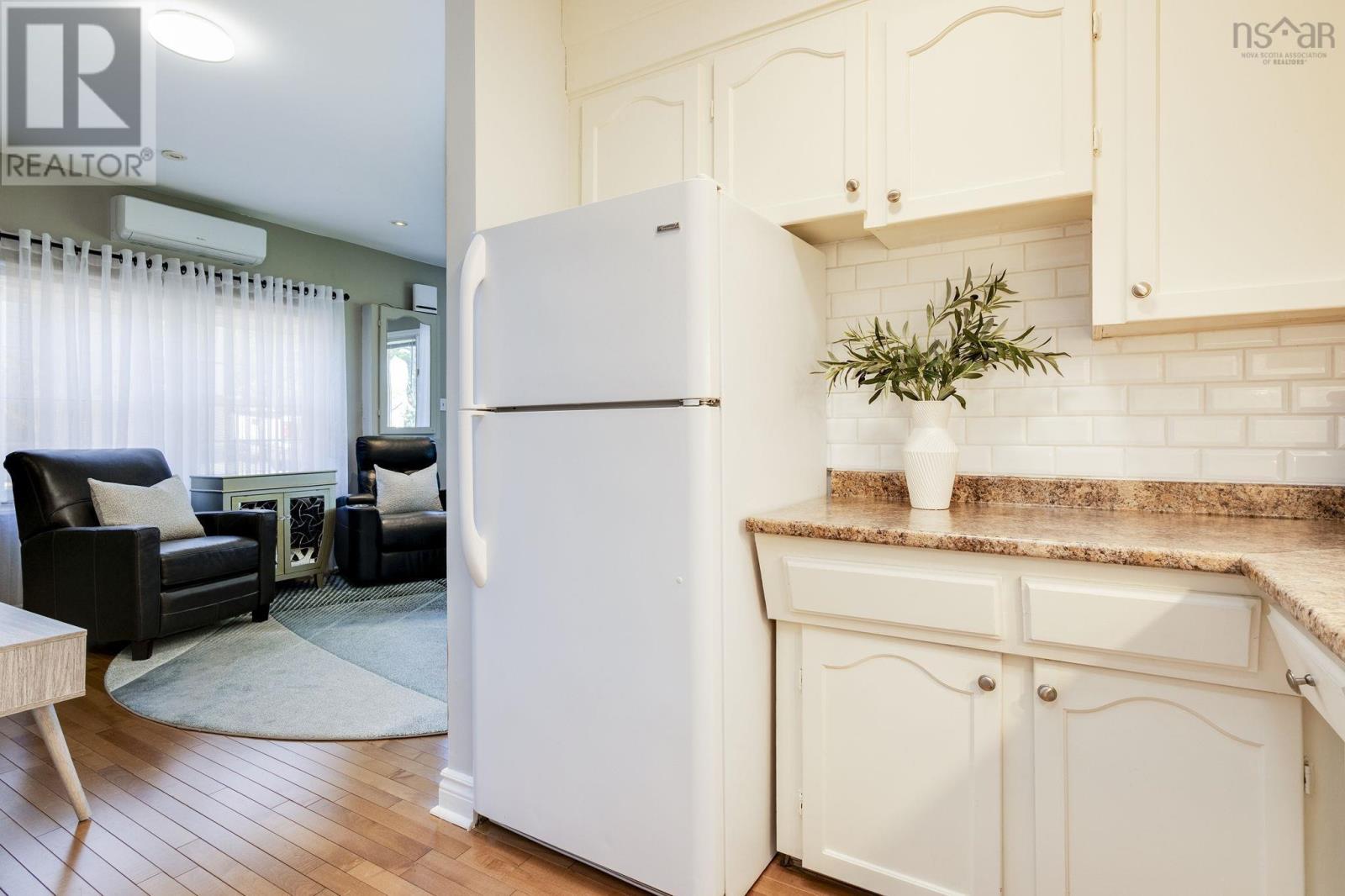 169 Astral Drive - 21
