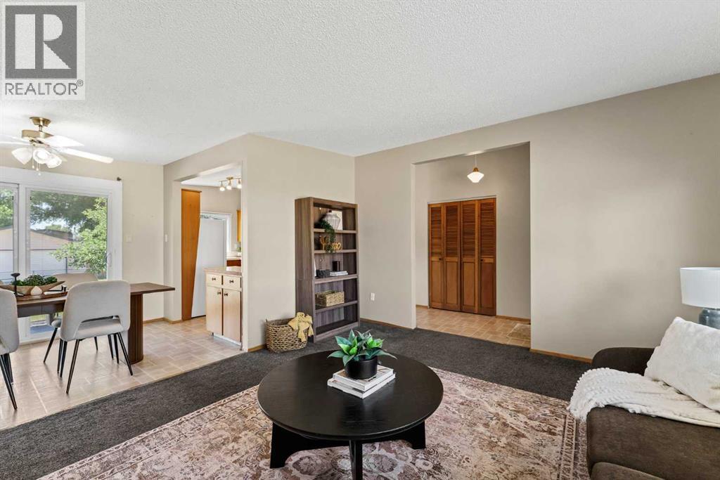 561 12 Street NW - 10