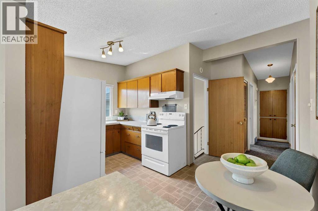 561 12 Street NW - 15
