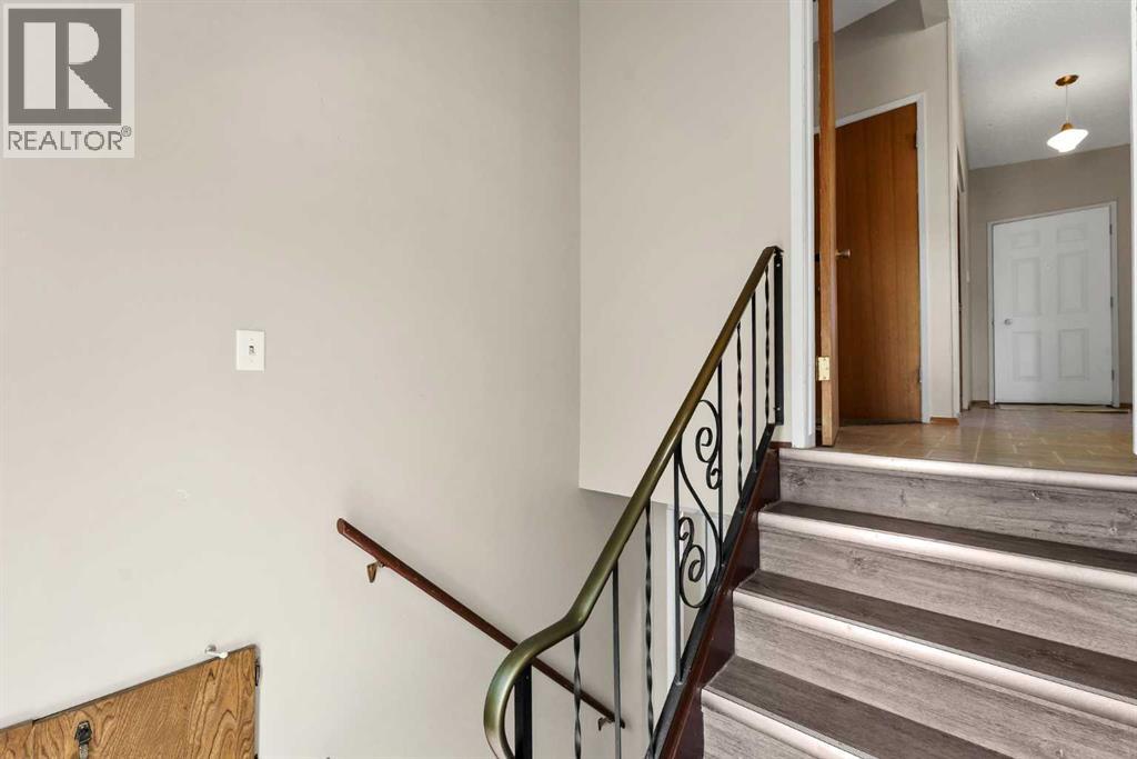 561 12 Street NW - 24