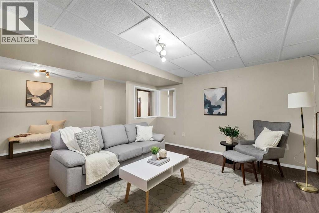 561 12 Street NW - 28