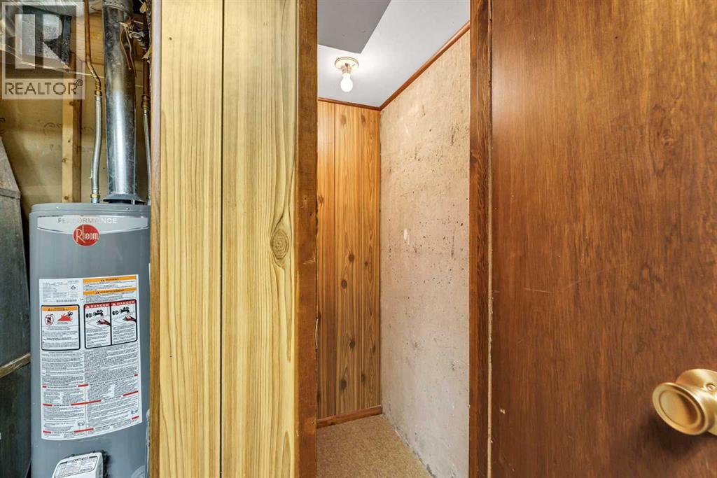 561 12 Street NW - 39