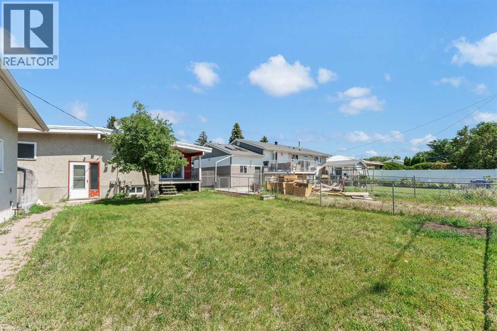 561 12 Street NW - 45