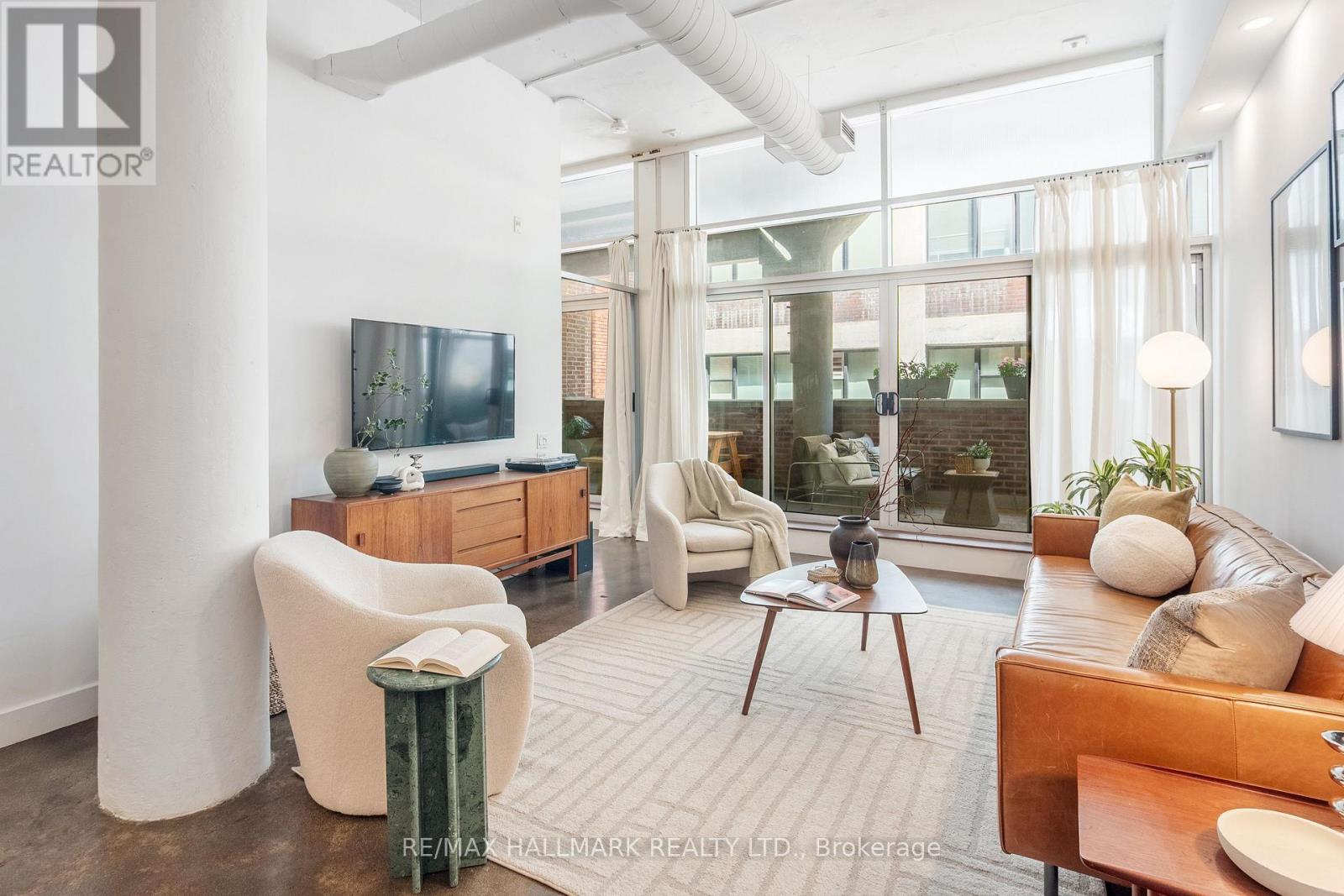 #406 233 CARLAW AVENUE - Image 16