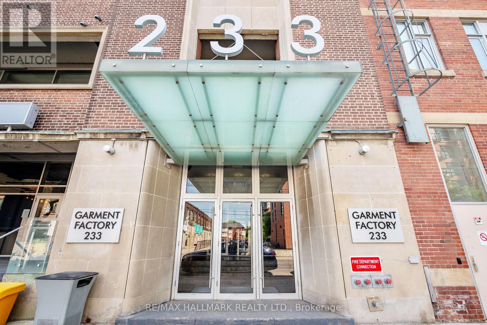 #406 233 CARLAW AVENUE - Image 43