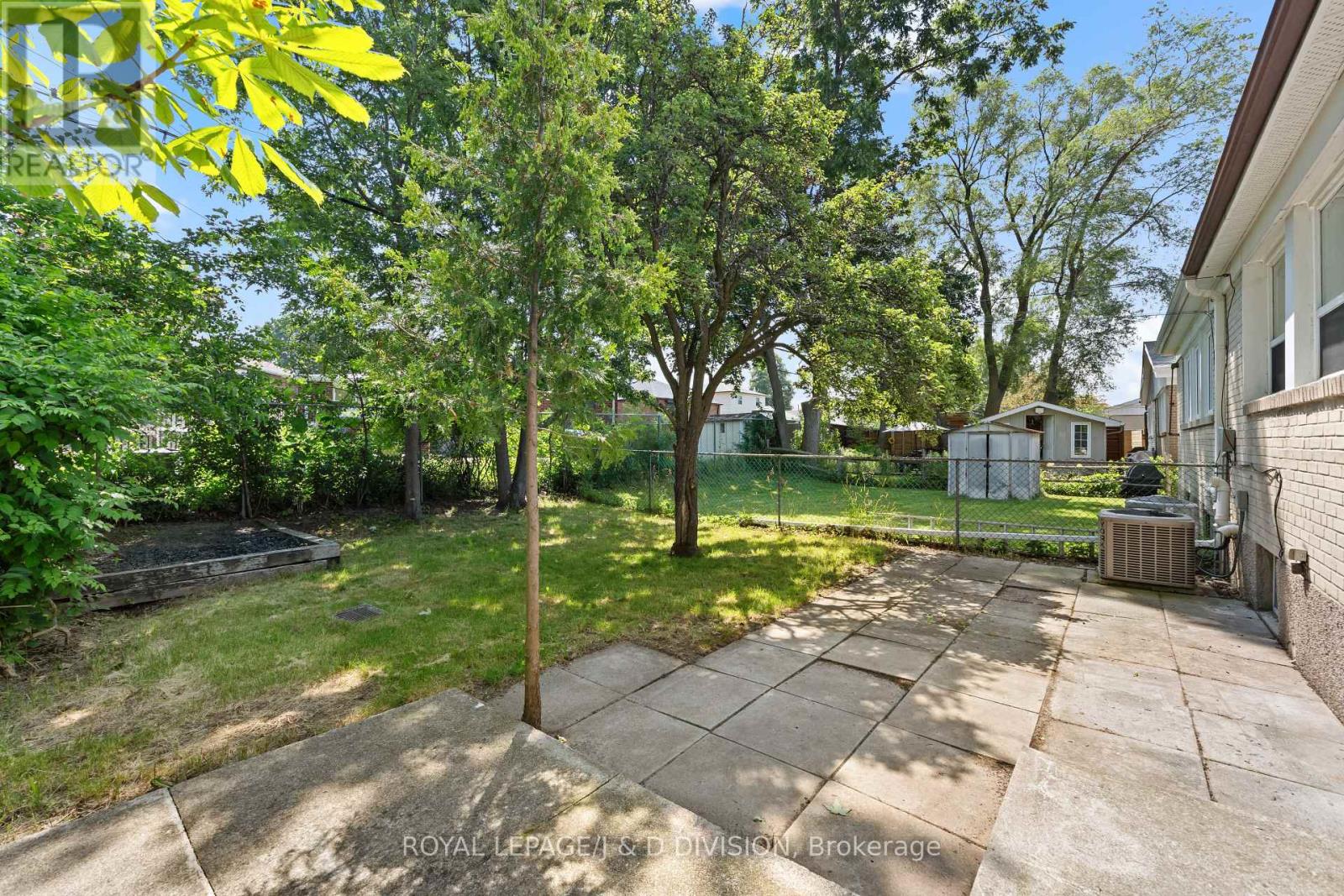 41 CLAPPERTON AVENUE - Image 32