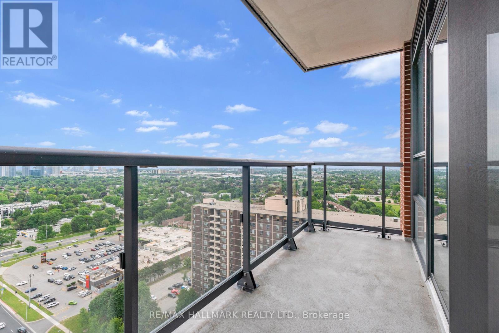 #2207 3260 SHEPPARD AVENUE E - 12