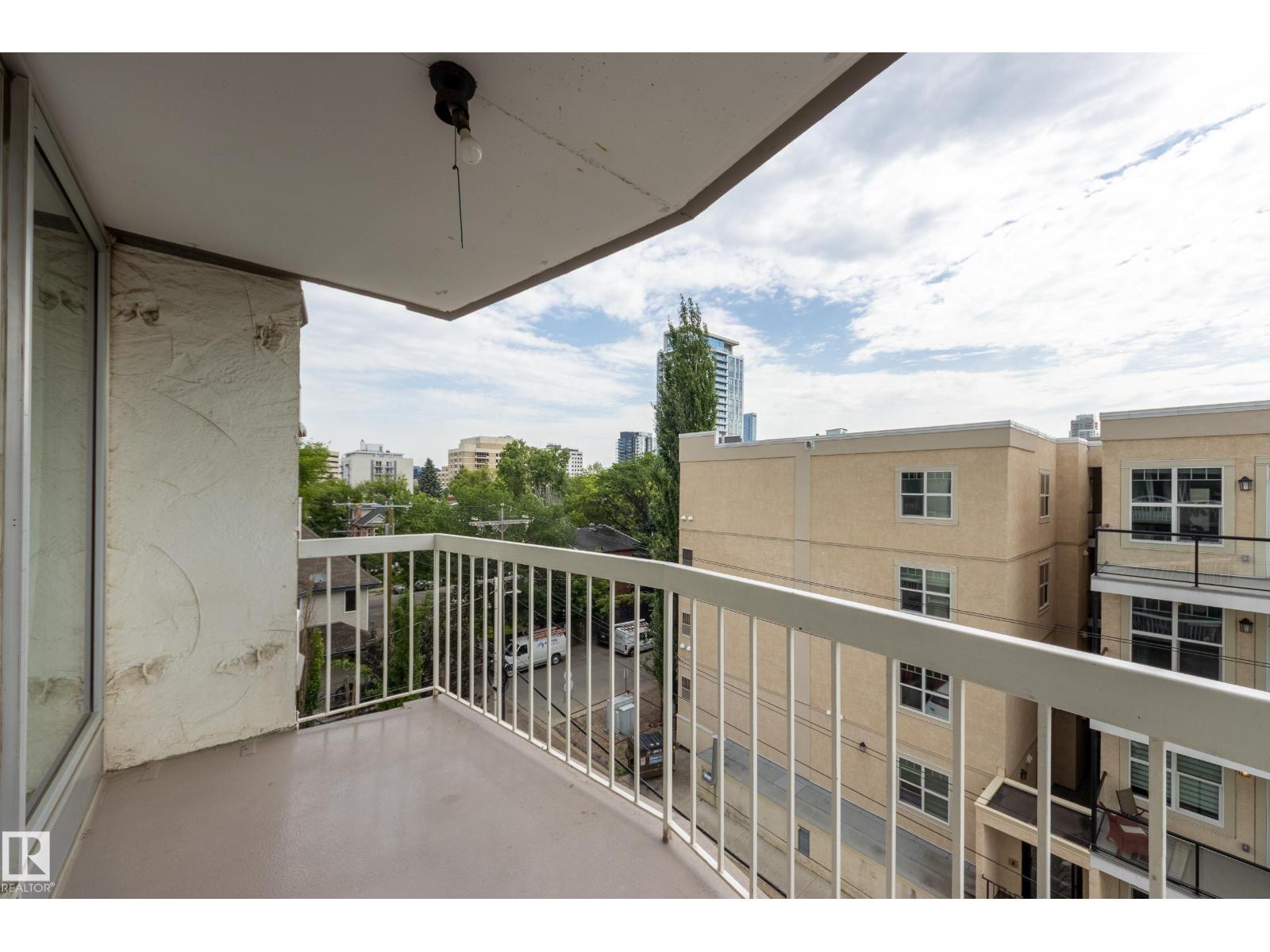 #507 9835 113 ST NW - 20