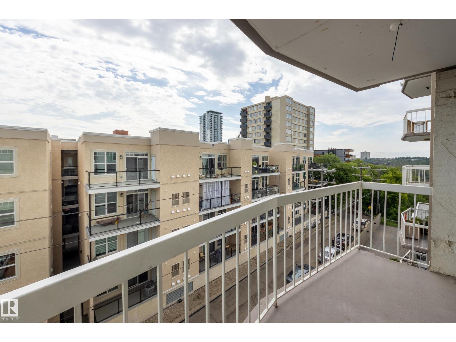 #507 9835 113 ST NW - 23