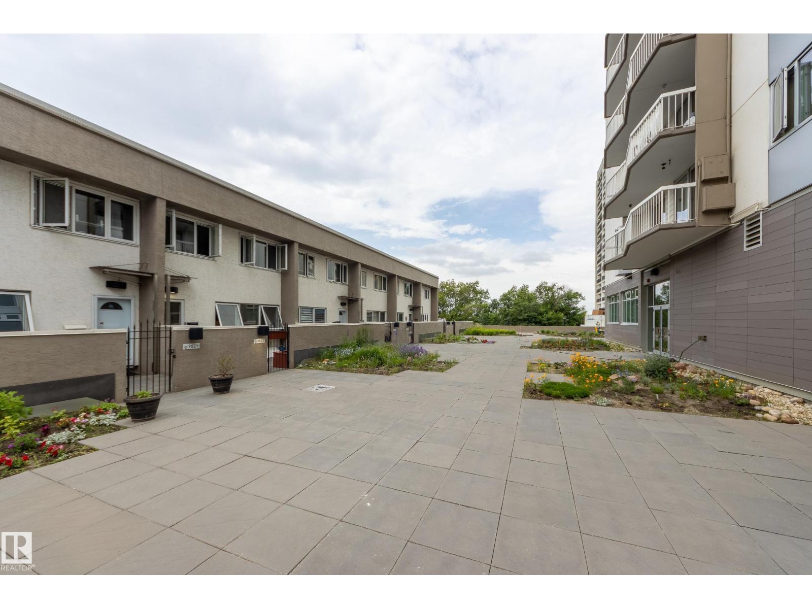 #507 9835 113 ST NW - 27