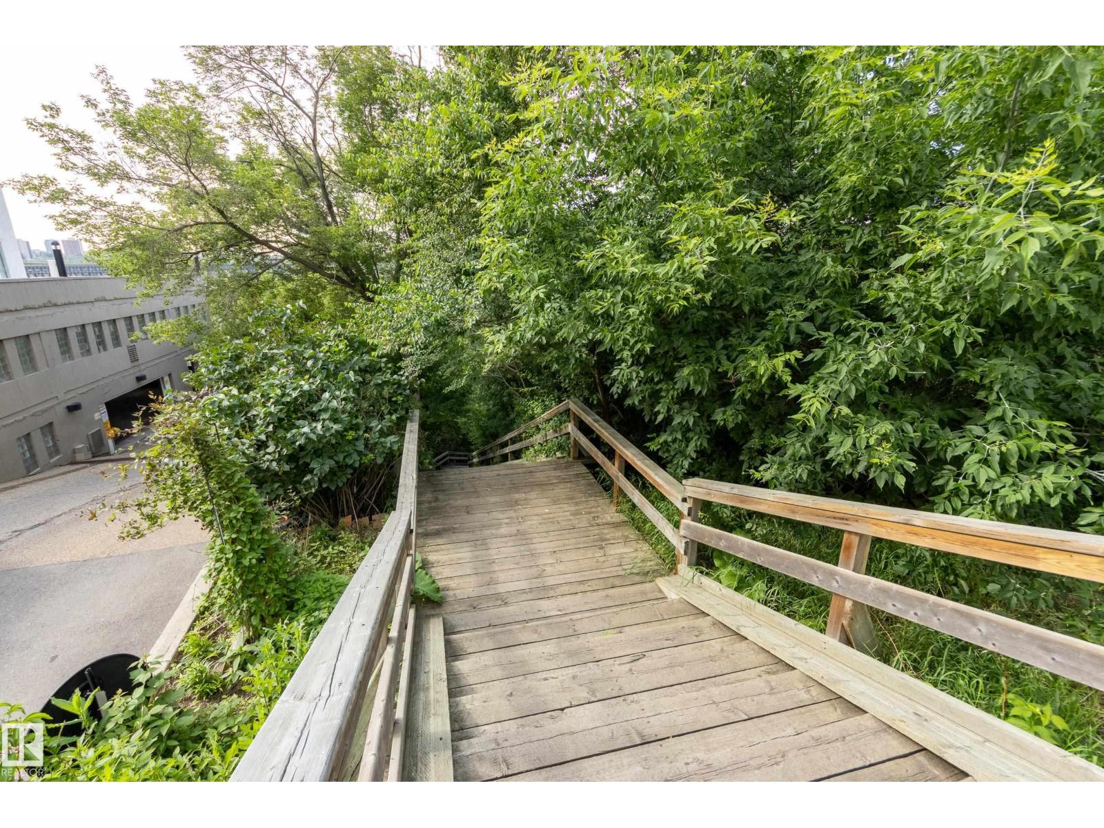 #507 9835 113 ST NW - 29