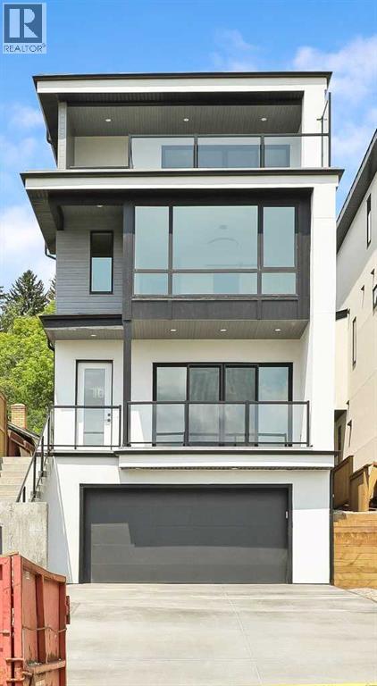 710 Bridge Crescent NE - 1