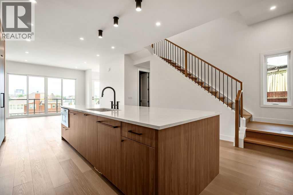 710 Bridge Crescent NE - 7