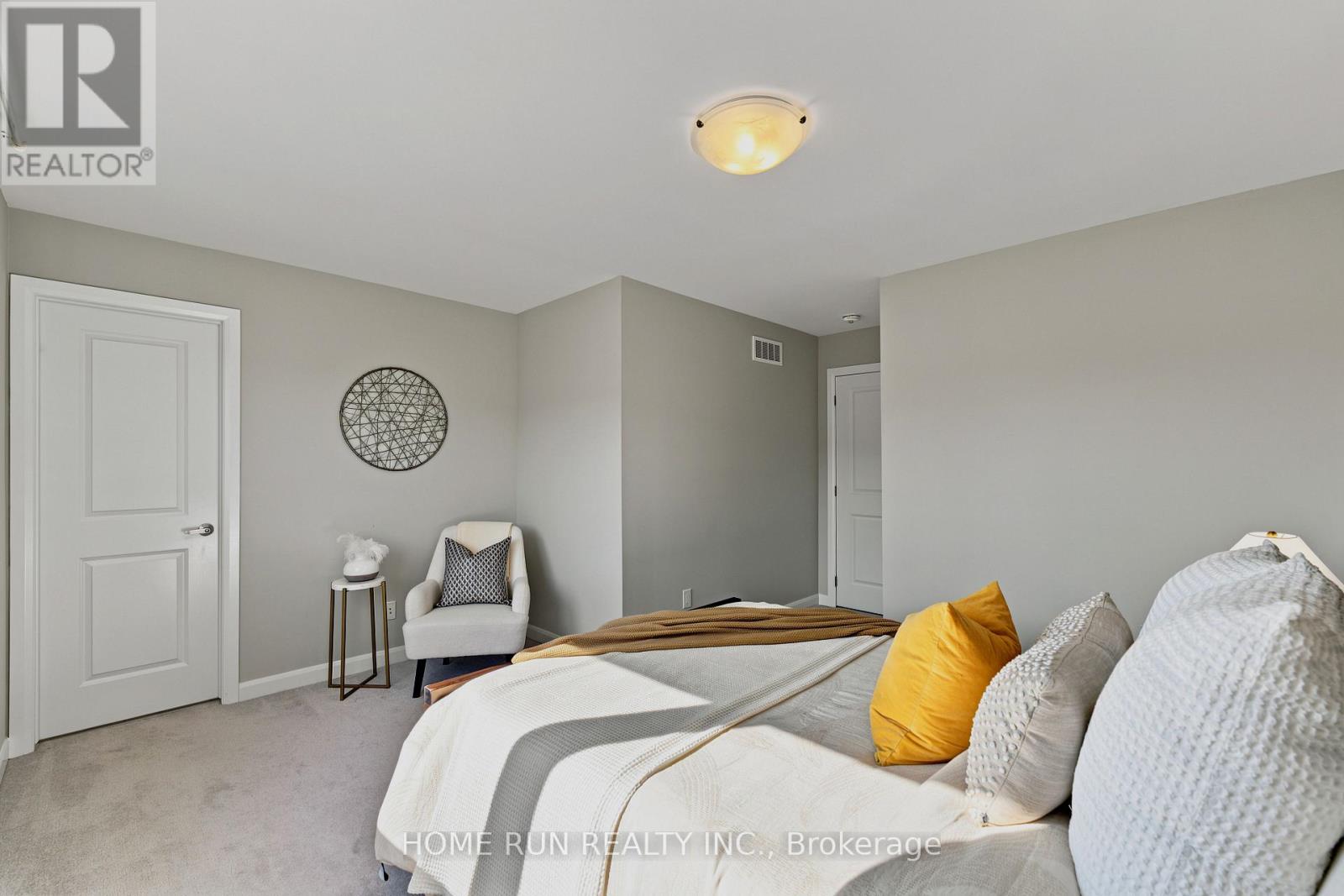 568 LILITH STREET - 23