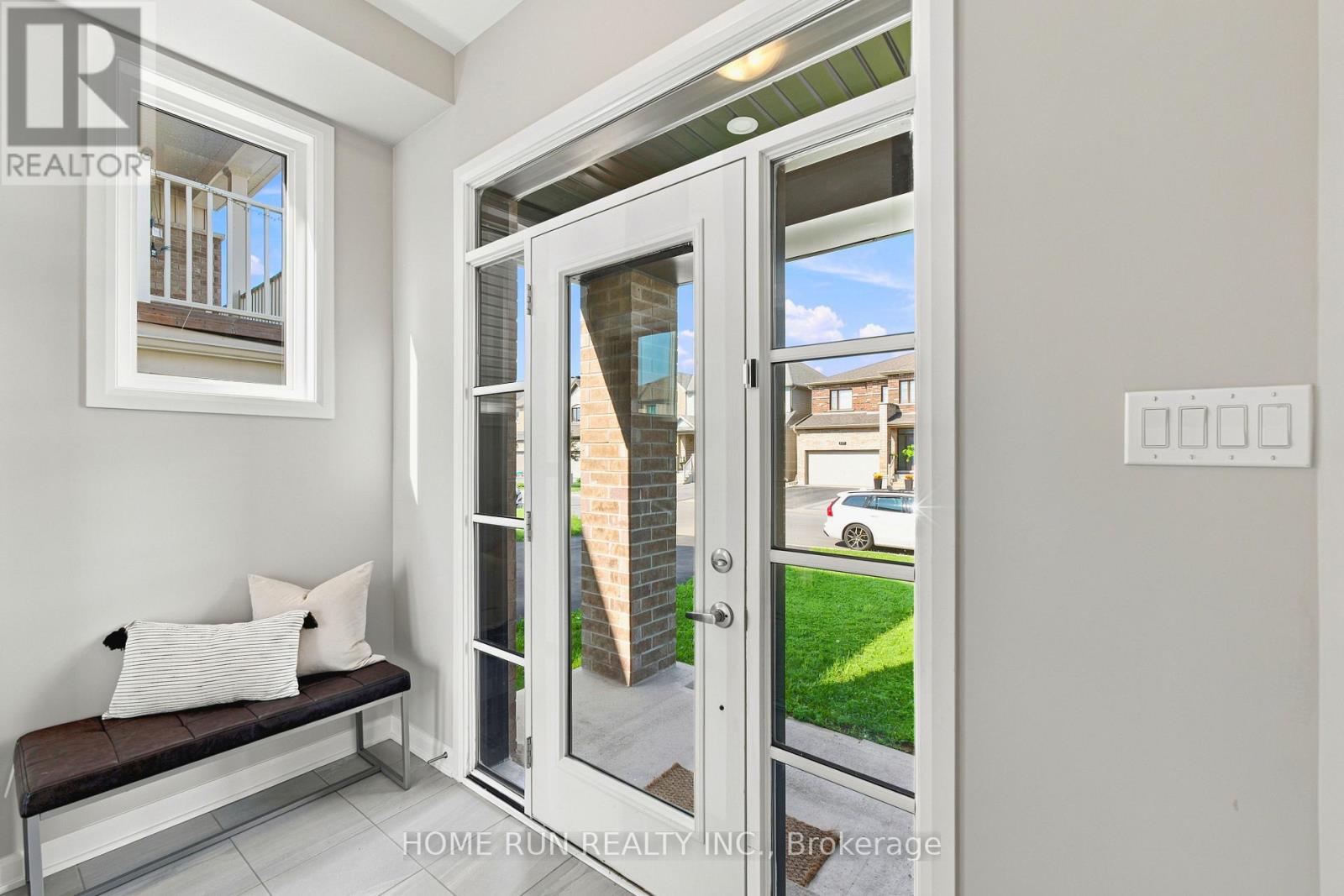568 LILITH STREET - 6