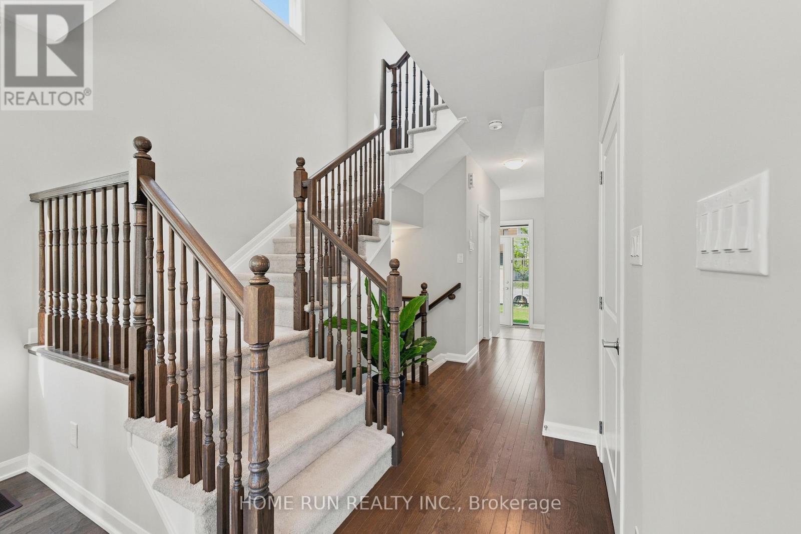 568 LILITH STREET - 8