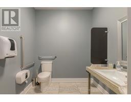 D19 - 2285 St Laurent Boulevard, Ottawa, ON K1G4Z7 Photo 13
