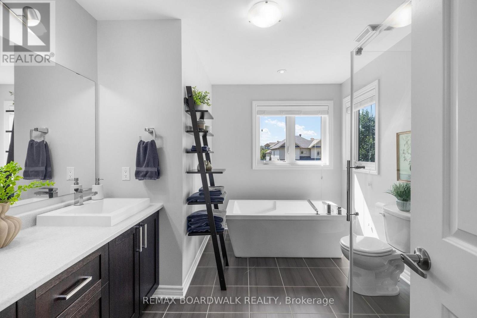 112 FRANCIS STREET - 21