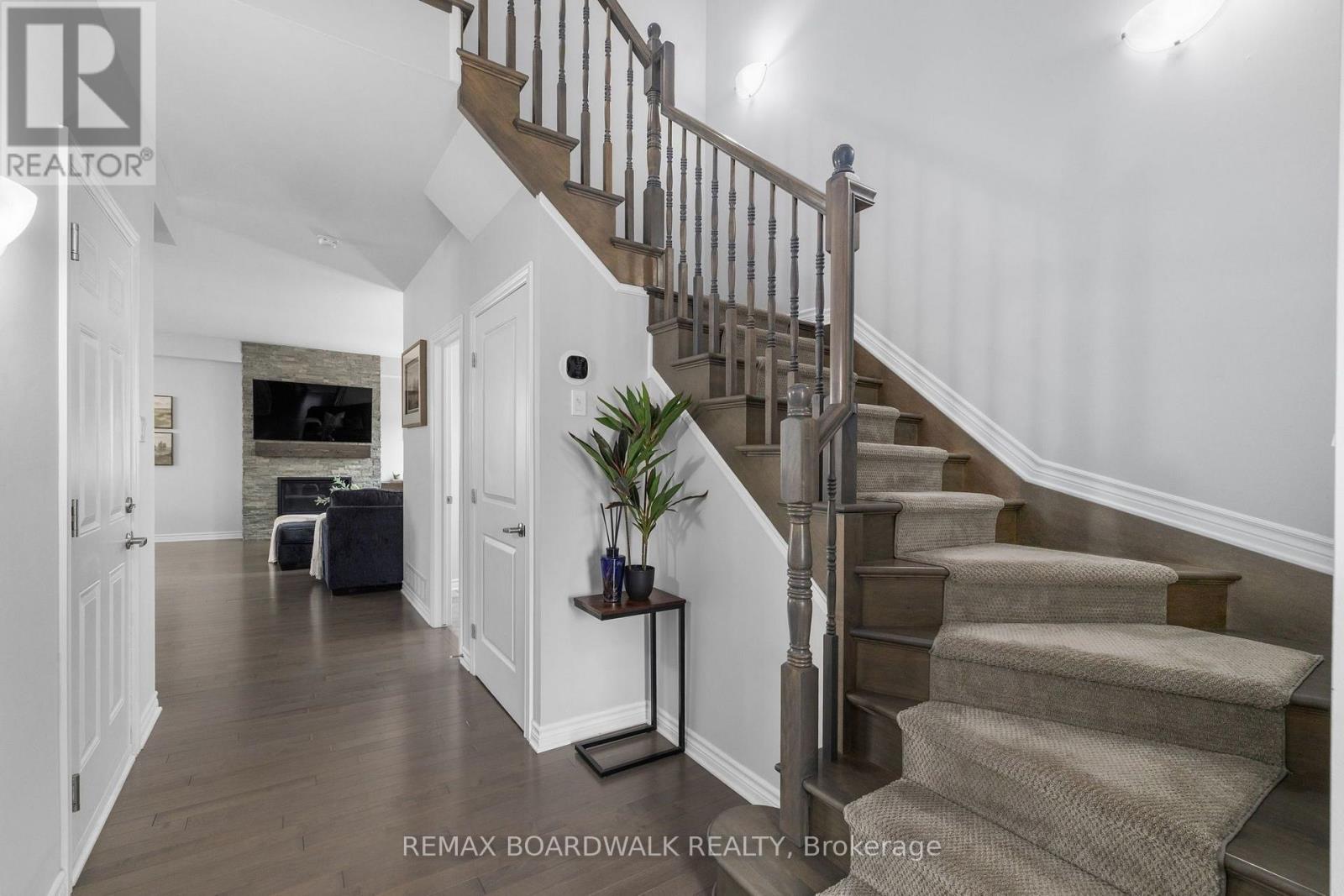 112 FRANCIS STREET - 3