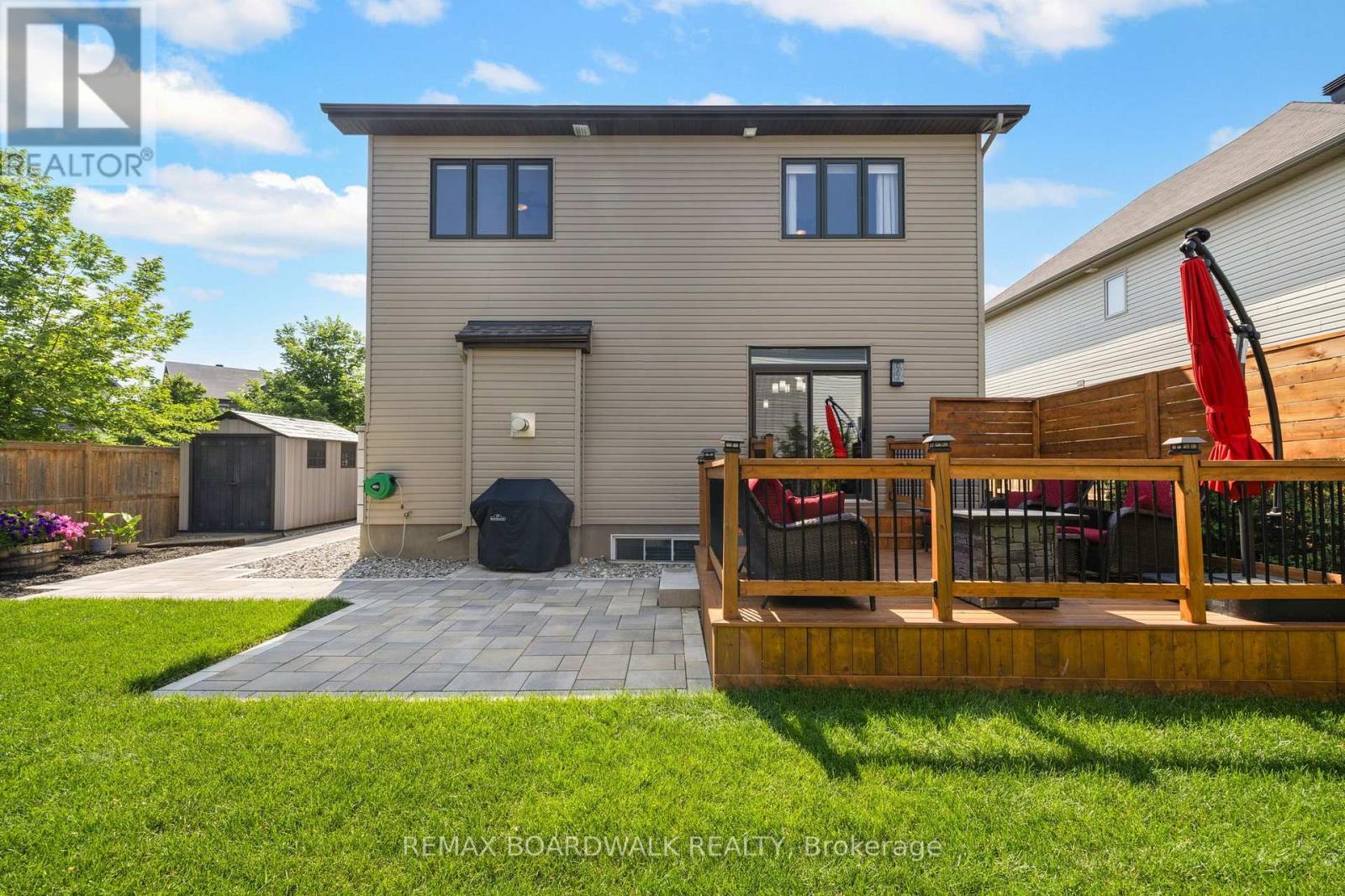 112 FRANCIS STREET - 38