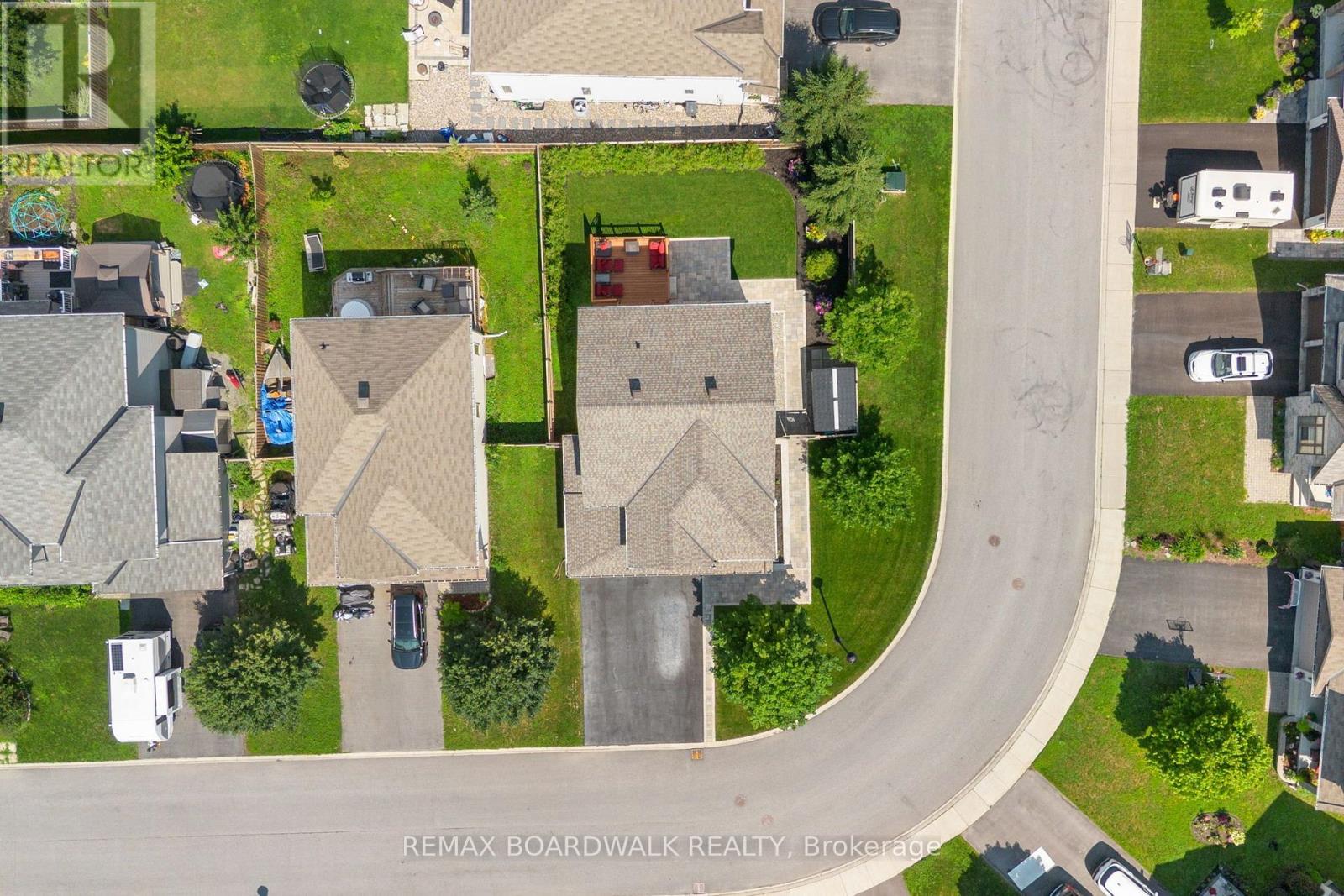 112 FRANCIS STREET - 40